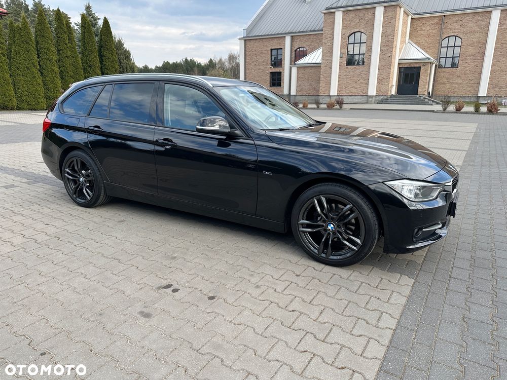 BMW Seria 3 318d DPF Edition Sport - 16