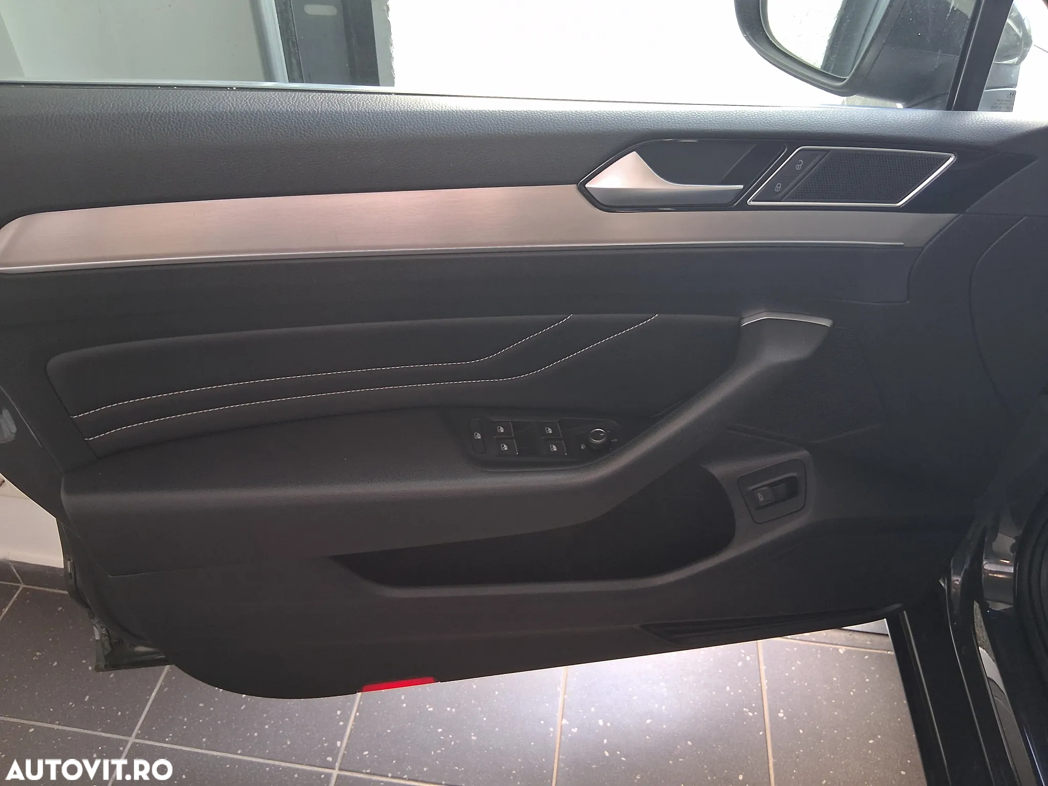 Volkswagen Passat Variant 2.0 TDI DSG Highline - 7