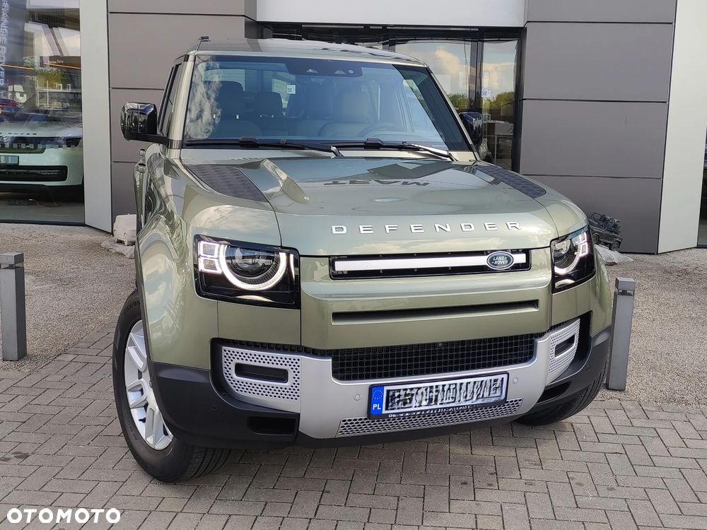 Land Rover Defender - 8