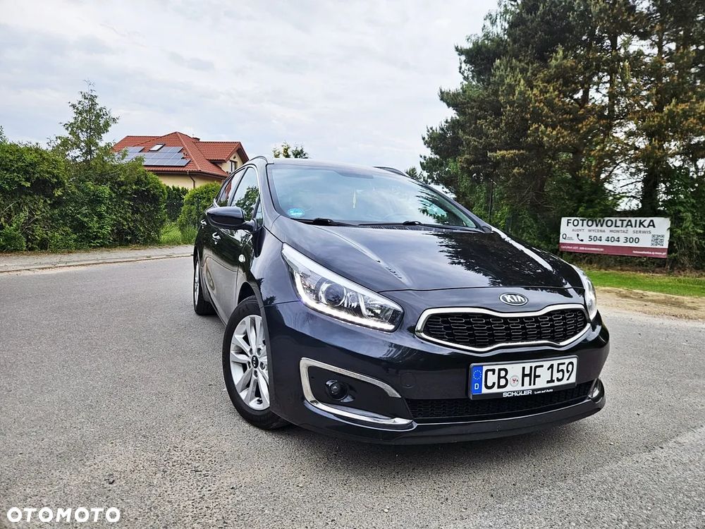 Kia Ceed 1.6 CRDi 136 ISG Spirit - 3