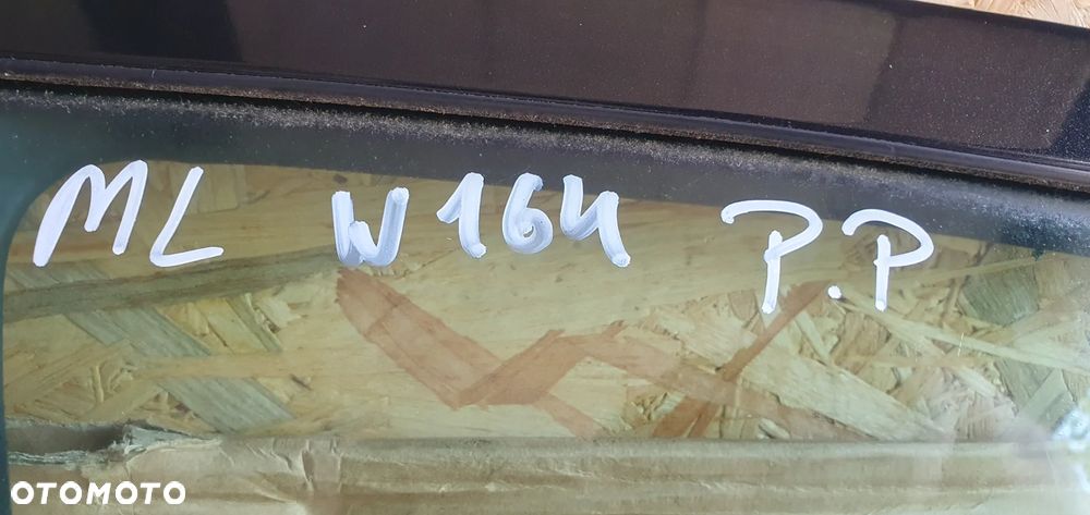 Drzwi prawy przód przednie prawe Mercedes ML W164 C197 - 8
