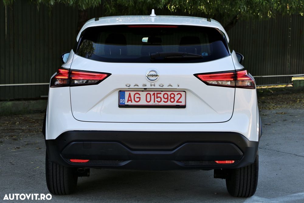 Nissan Qashqai 1.3 138CP 2WD N-Connecta - 12