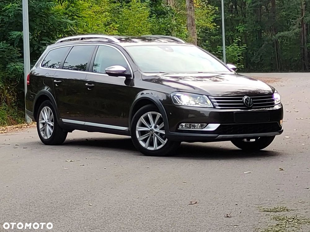 Volkswagen Passat Alltrack 2.0 TDI 4Mot DSG - 2