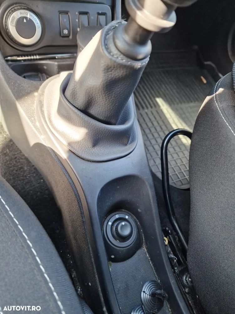 Dacia Duster 1.5 dCi 4WD Comfort - 8