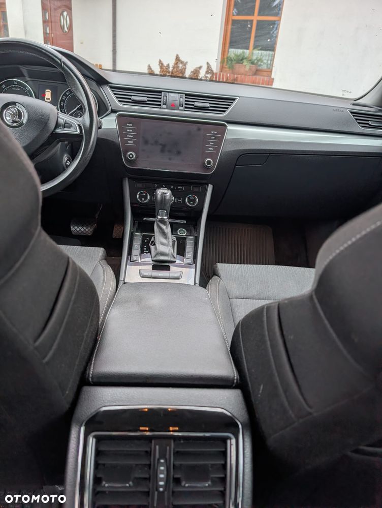 Skoda Superb 2.0 TDI 4x4 Ambition DSG - 10