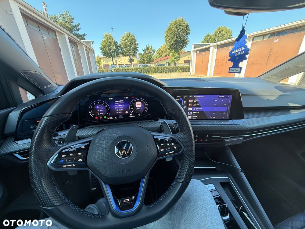 Volkswagen Golf - 12