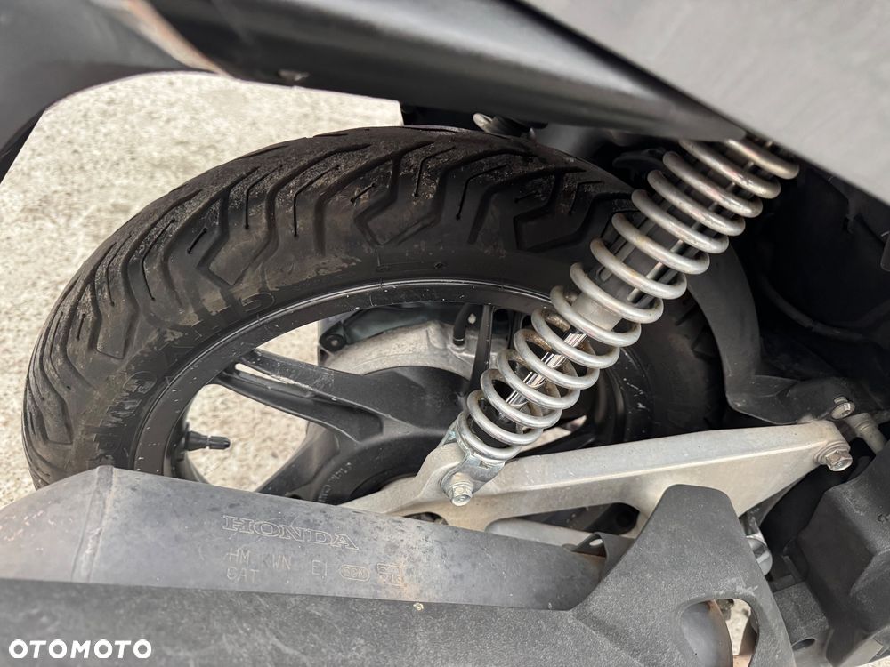 Honda PCX - 8