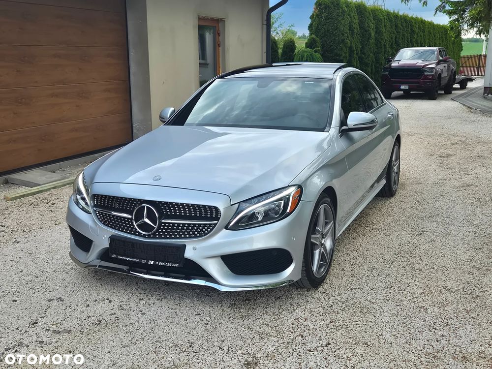 Mercedes-Benz Klasa C 300 7G-TRONIC AMG Line - 16