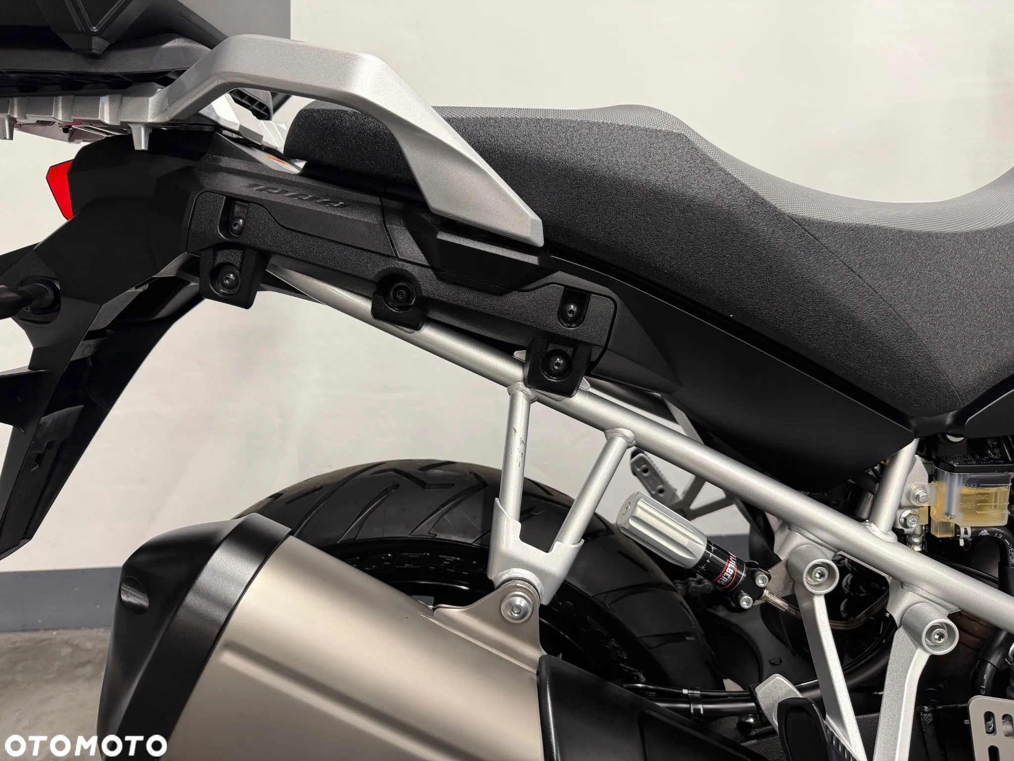 Suzuki V-STROM - 37