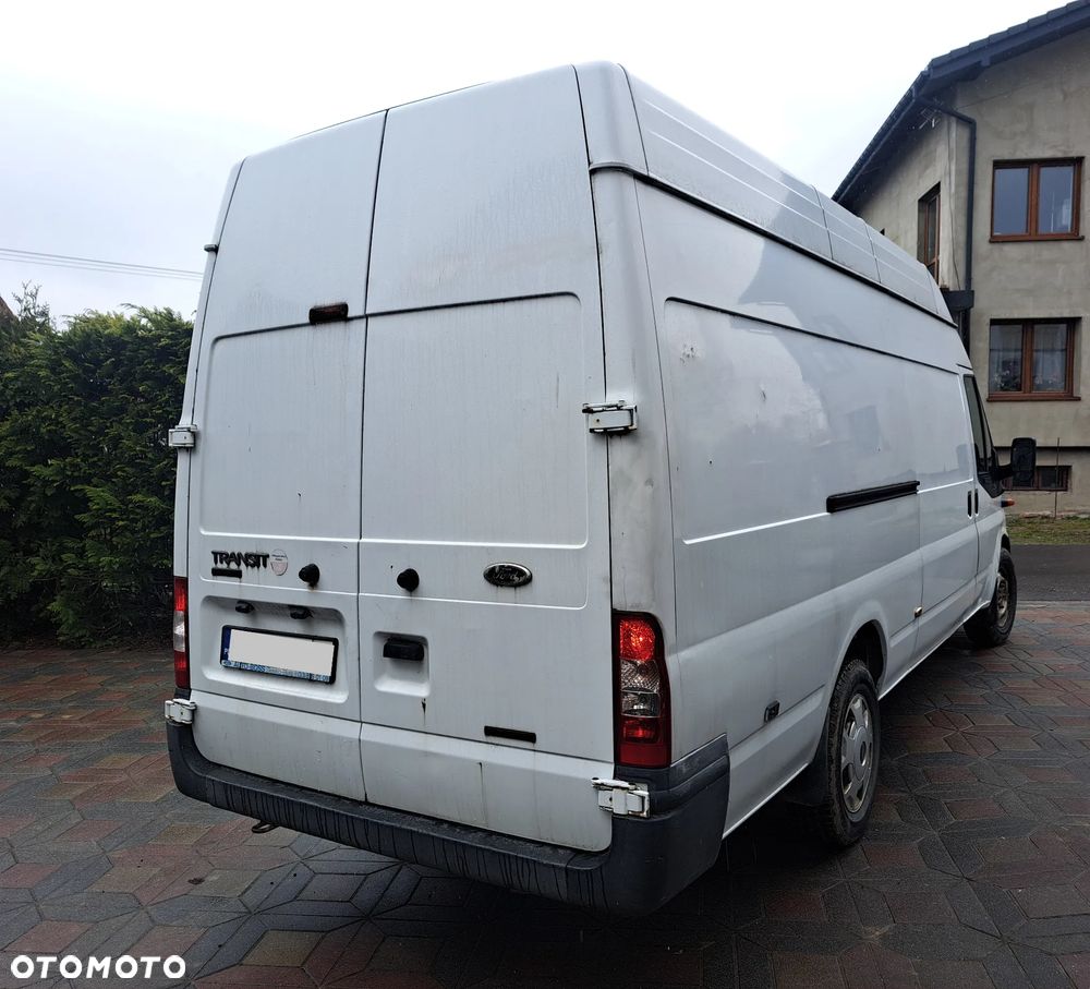 Ford Transit - 11