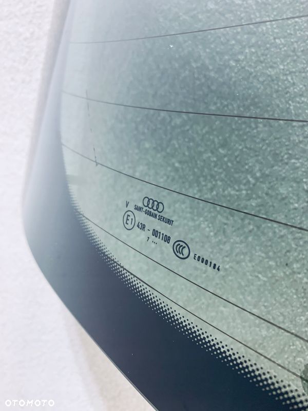 Szyba tylna AUDI A3 8V 3 DRZWI HBK 2012-OE - 2