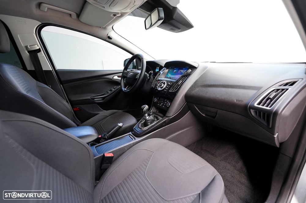 Ford Focus SW 1.5 TDCi EcoBlue Connected - 8