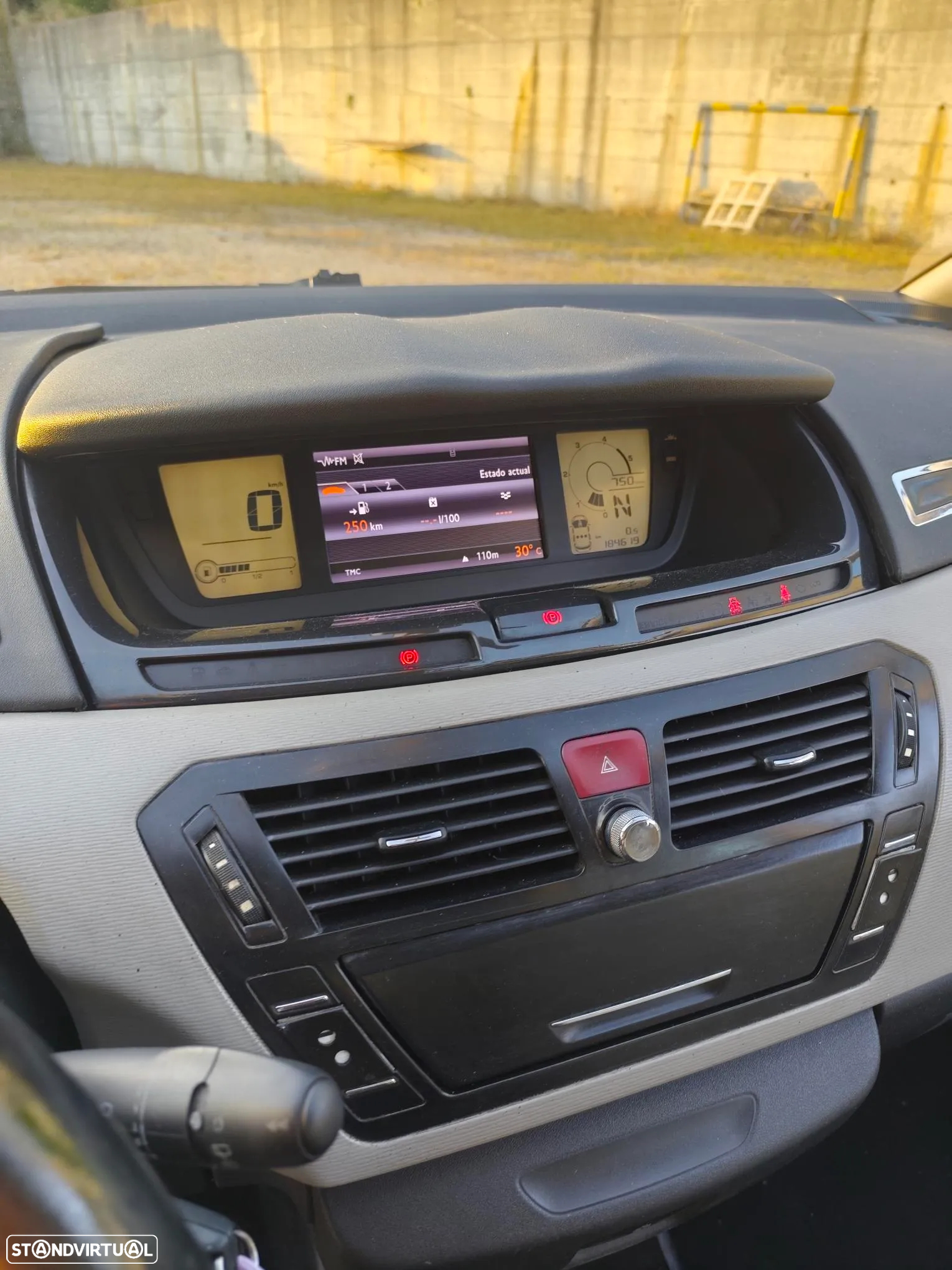 Citroën C4 Grand Picasso 1.6 e-HDi Exclusive CMP6 - 4