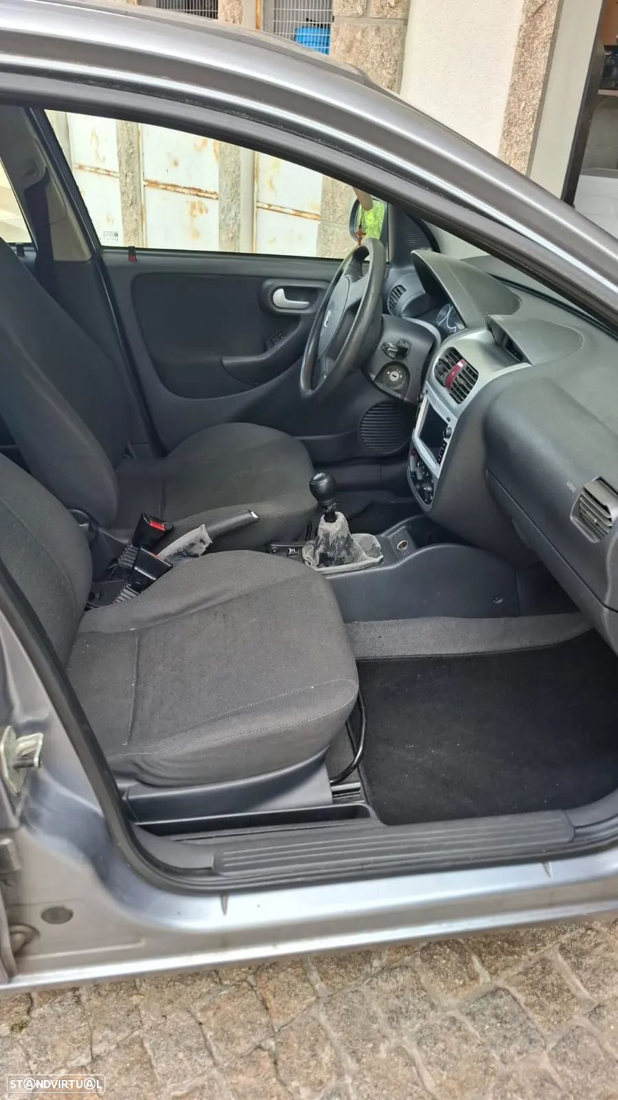 Opel Corsa 1.2 Twinport Enjoy - 1