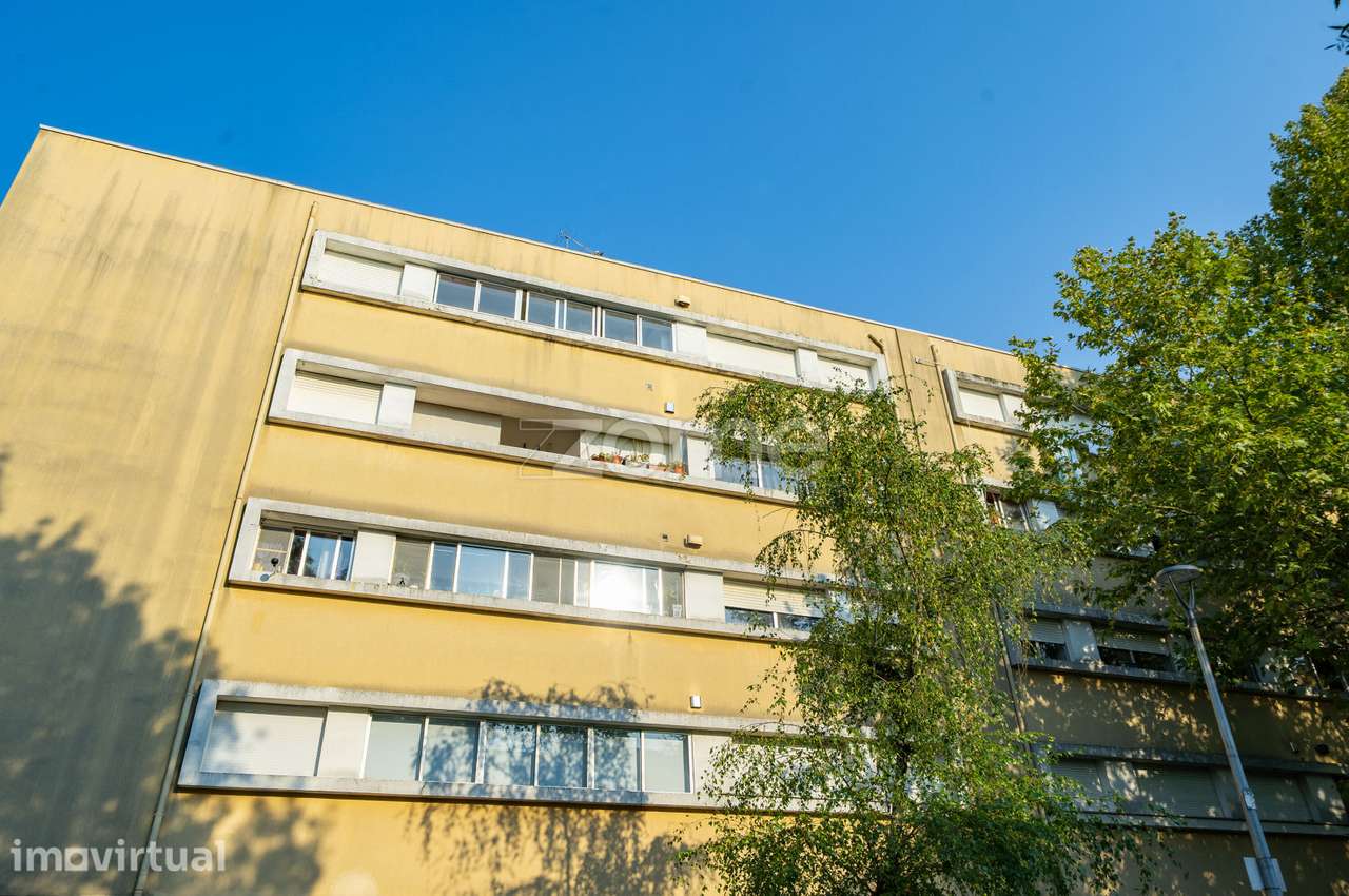 Apartamento T3 com Varanda Fechada | Lugar de Garagem | Braga - Grande imagem: 5/28