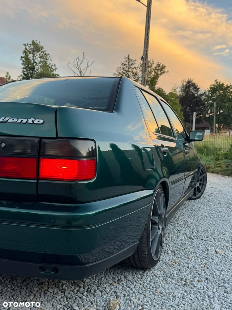 Volkswagen Vento - 9