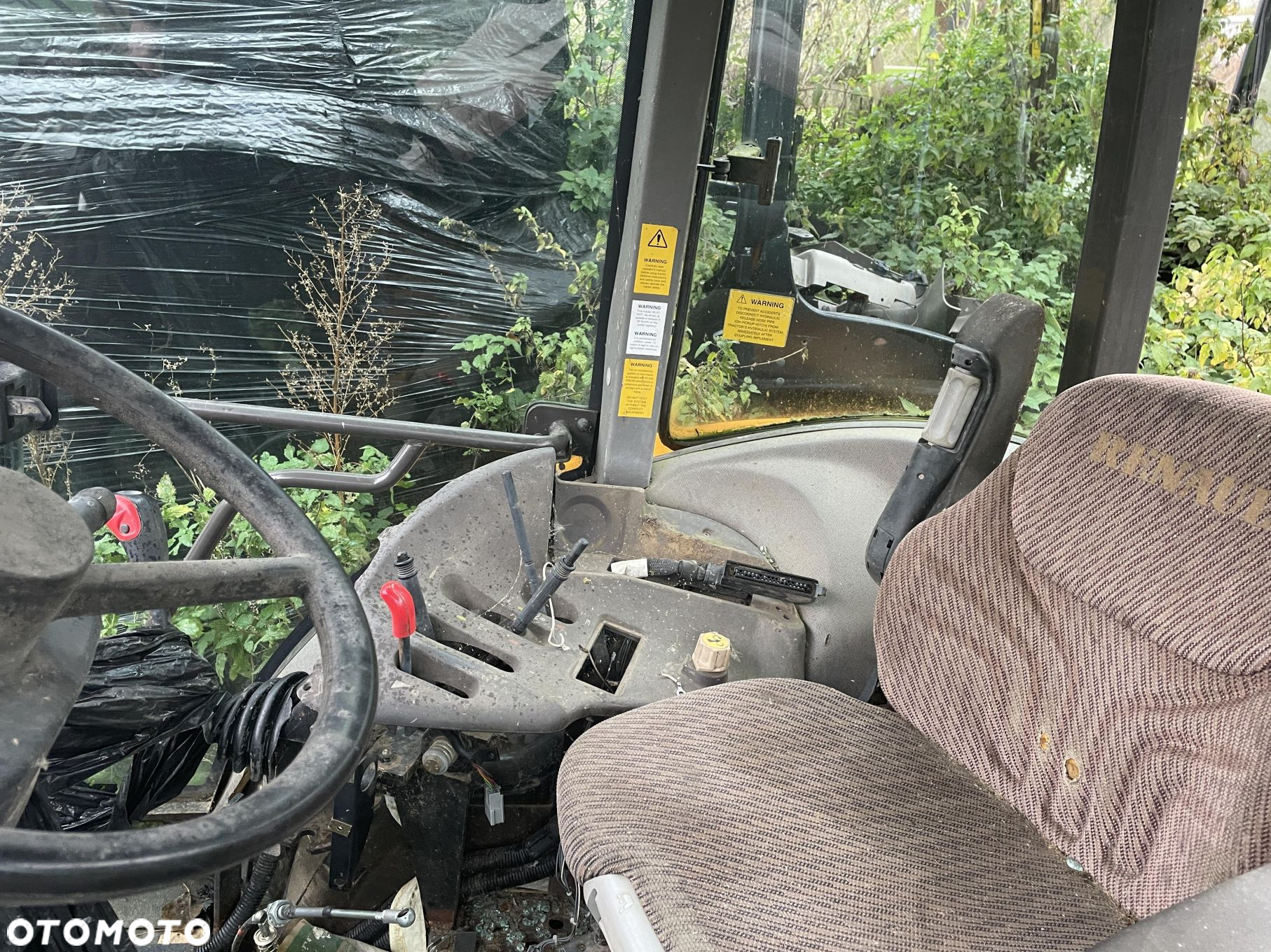 New Holland Renault Ares - kabina kompletna - 6