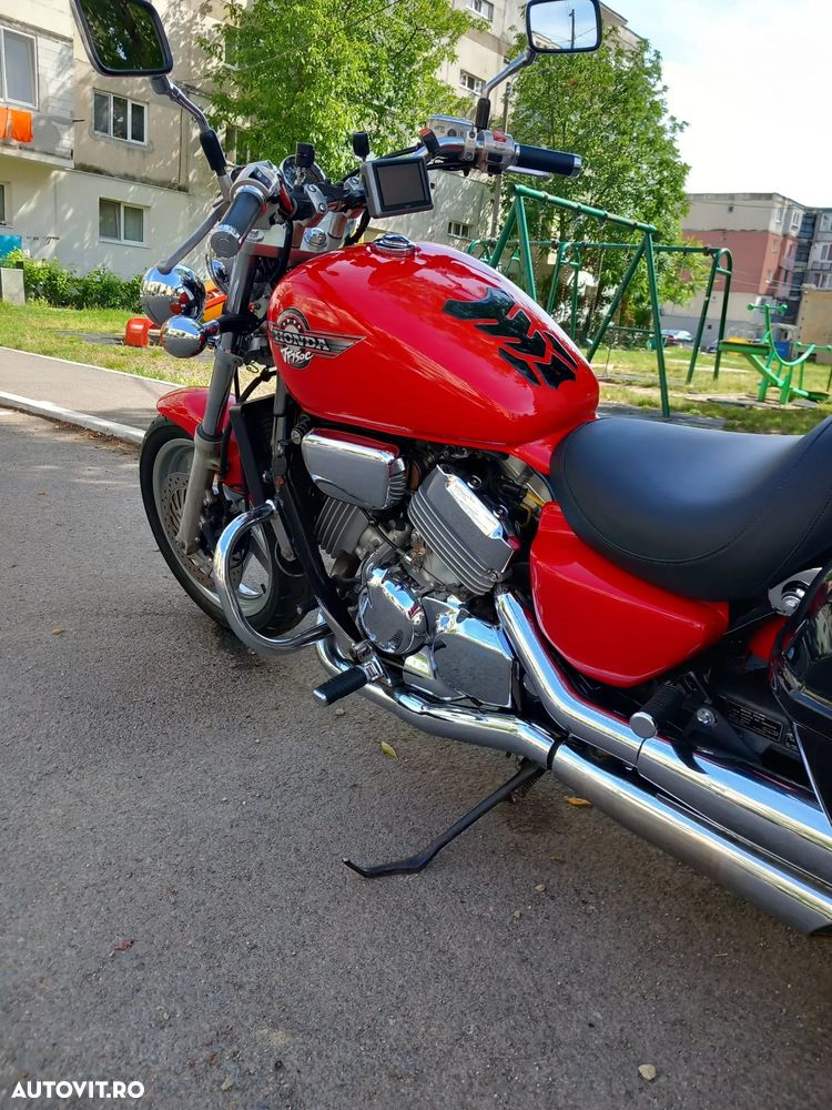 Honda VF 750C Magna - 2