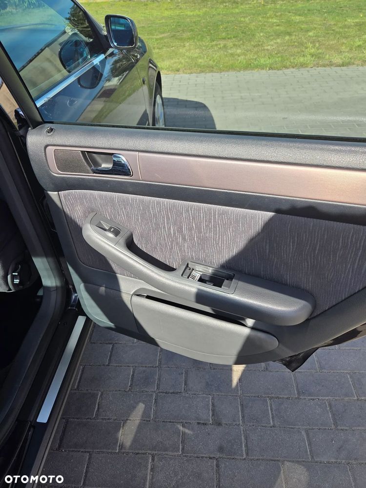 Audi A6 Limousine 1.8 - 21