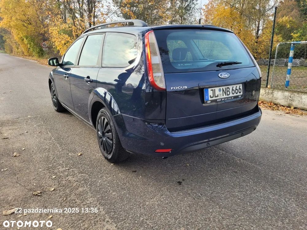 Ford Focus 1.4 16V Ambiente - 6