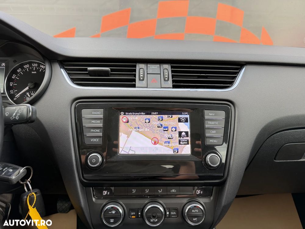 Skoda Octavia 1.6 TDI Green tec Edition - 12