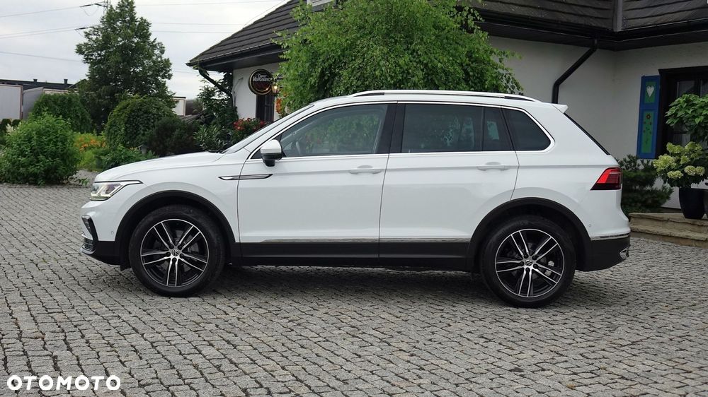 Volkswagen Tiguan - 11