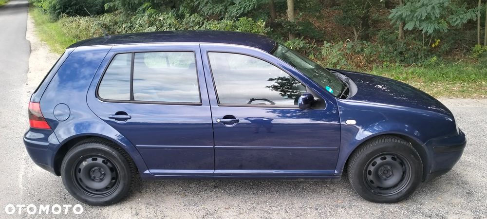 Volkswagen Golf 1.6 - 28