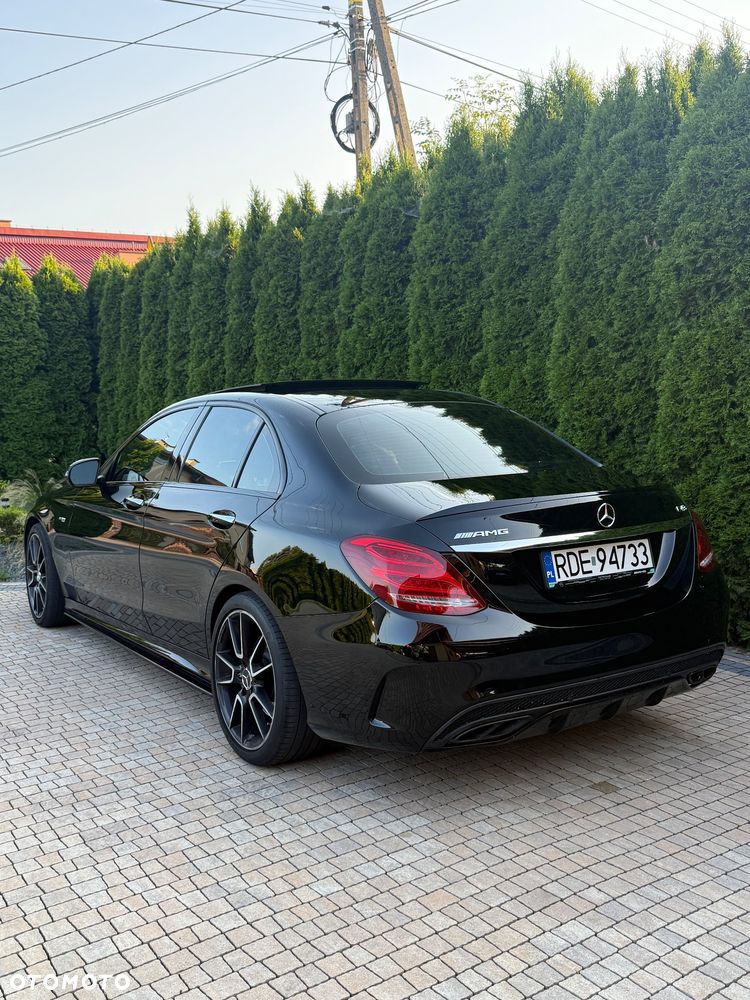 Mercedes-Benz Klasa C AMG 43 4-Matic - 20