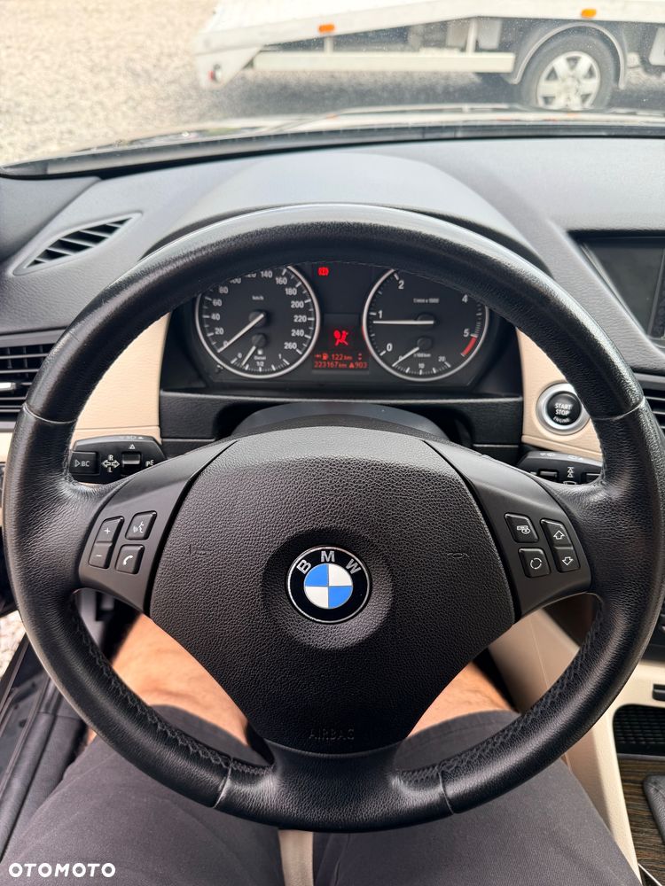 BMW X1 xDrive20d - 17