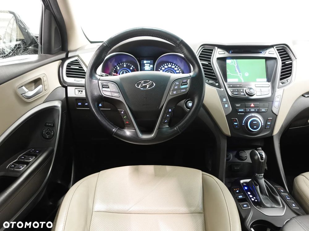 Hyundai Santa Fe 2.2 CRDi Executive - 32