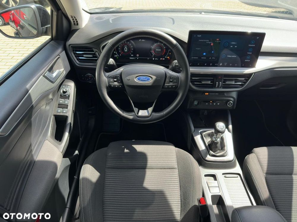 Ford Focus 1.0 EcoBoost Titanium X - 11