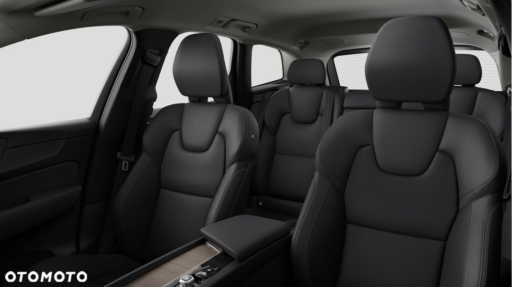 Volvo XC 60 B5 B AWD Plus Bright - 6