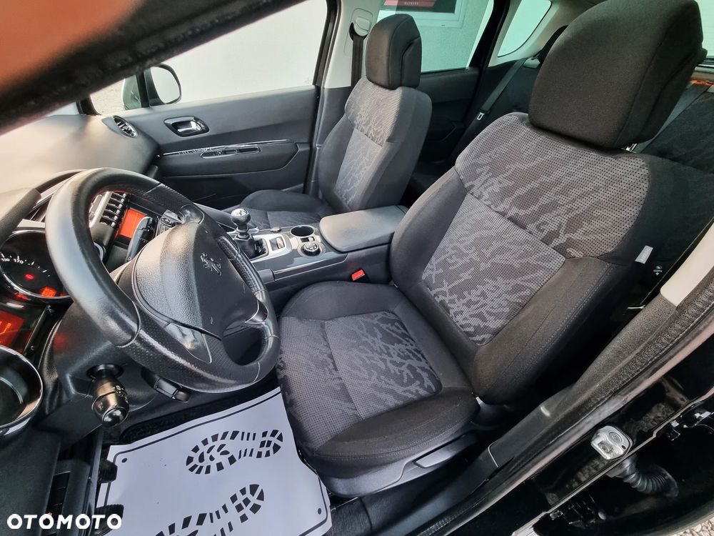 Peugeot 3008 1.6 HDi Premium - 9