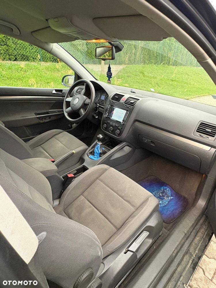 Volkswagen Golf - 14