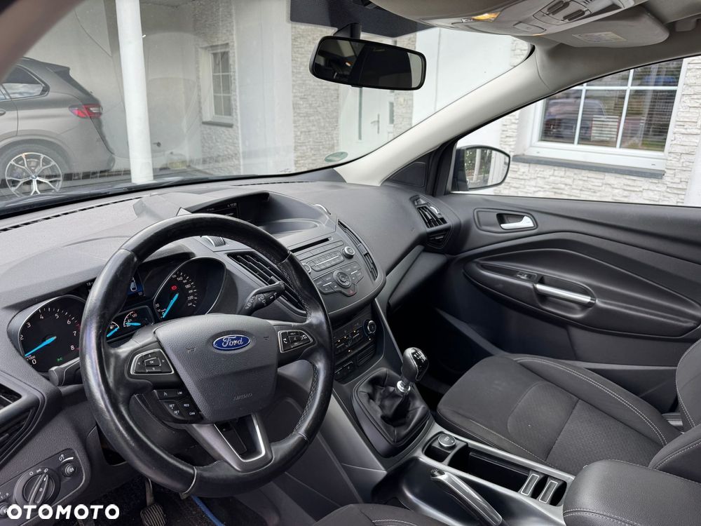 Ford Kuga 1.5 EcoBoost 2x4 Cool & Connect - 9
