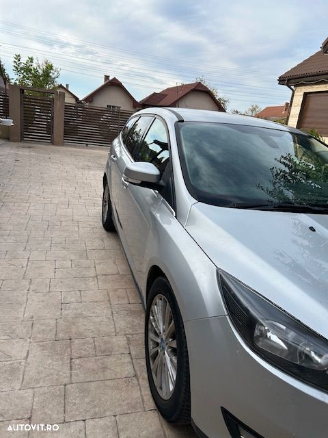 Ford Focus 2.0 TDCI Trend - 3