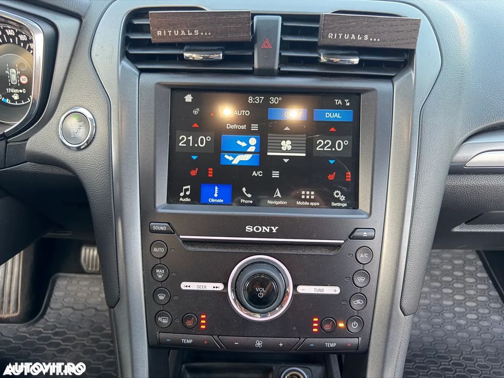 Ford Mondeo 2.0 TDCi Powershift Titanium - 10
