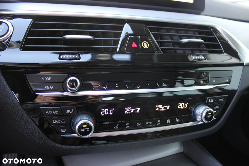 BMW Seria 5 520d xDrive Business Edition sport - 23