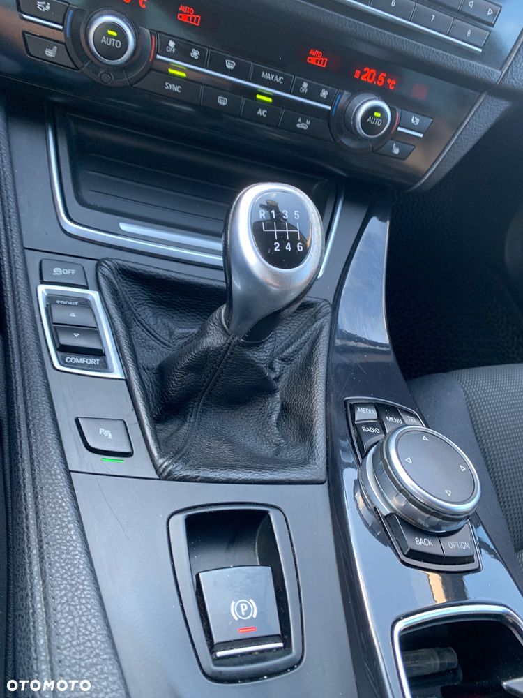 BMW Seria 5 520d Luxury Line - 18