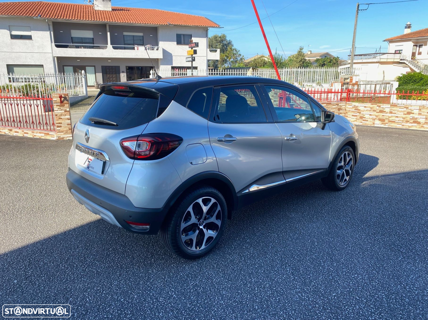 Renault Captur - 4