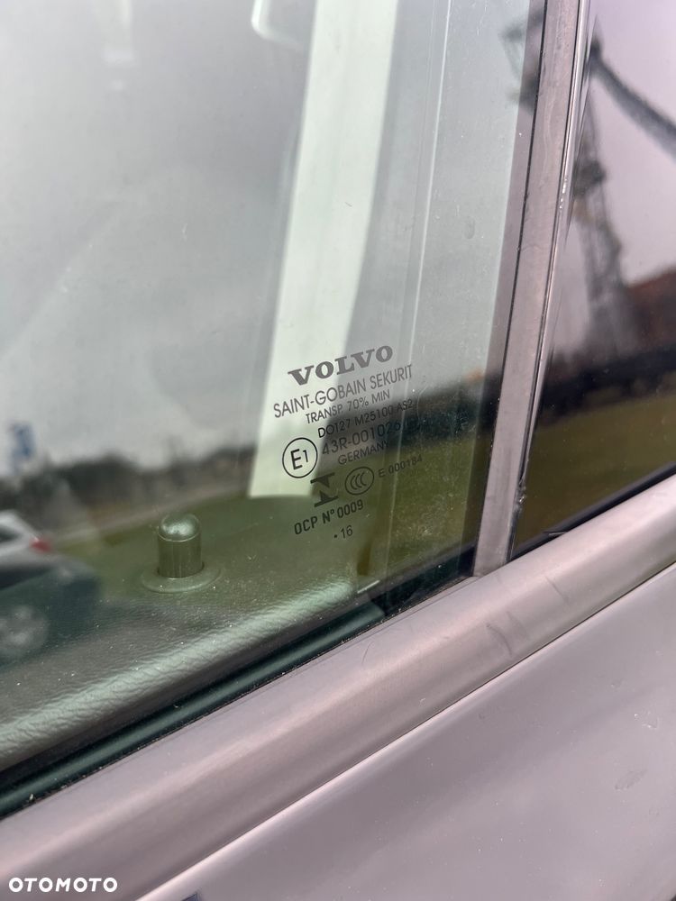 Volvo XC 60 D3 Drive-E Momentum - 15