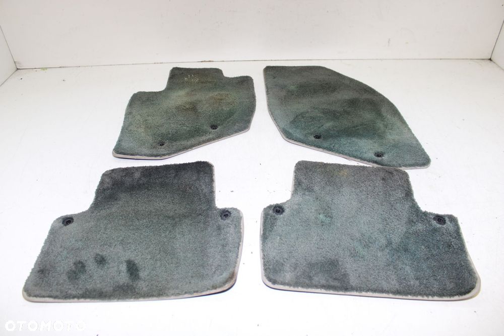 VOLVO S80 DYWANIKI EUROPA KOMPLET 8687668 PREMIUM PARTS - 1