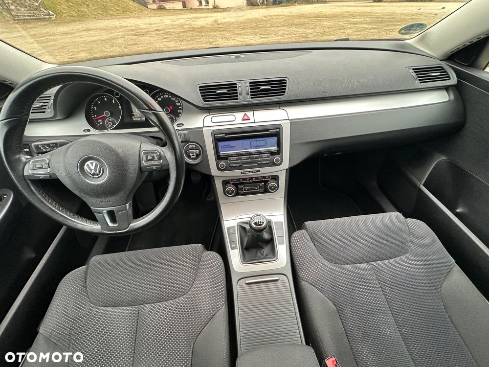 Volkswagen Passat 1.4 TSI BlueMotion Technology Comfortline - 8
