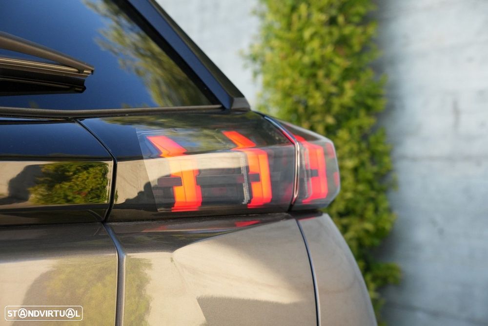 Peugeot 2008 1.2 PureTech Allure Pack - 36