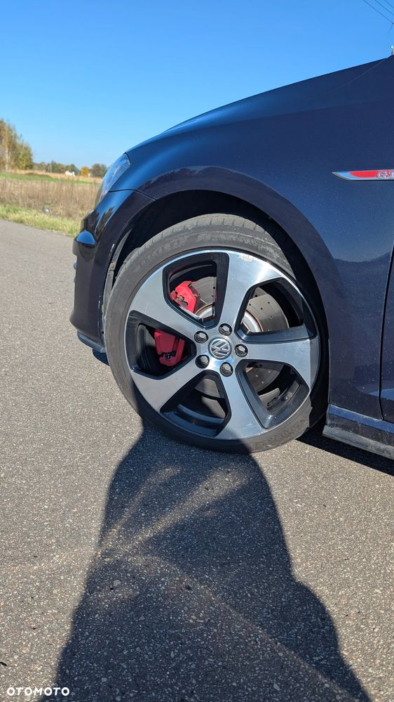 Volkswagen Golf GTI Performance BlueMotion Technology DSG - 18