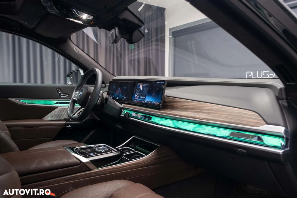 BMW Seria 7 750e xDrive AT PHEV - 30