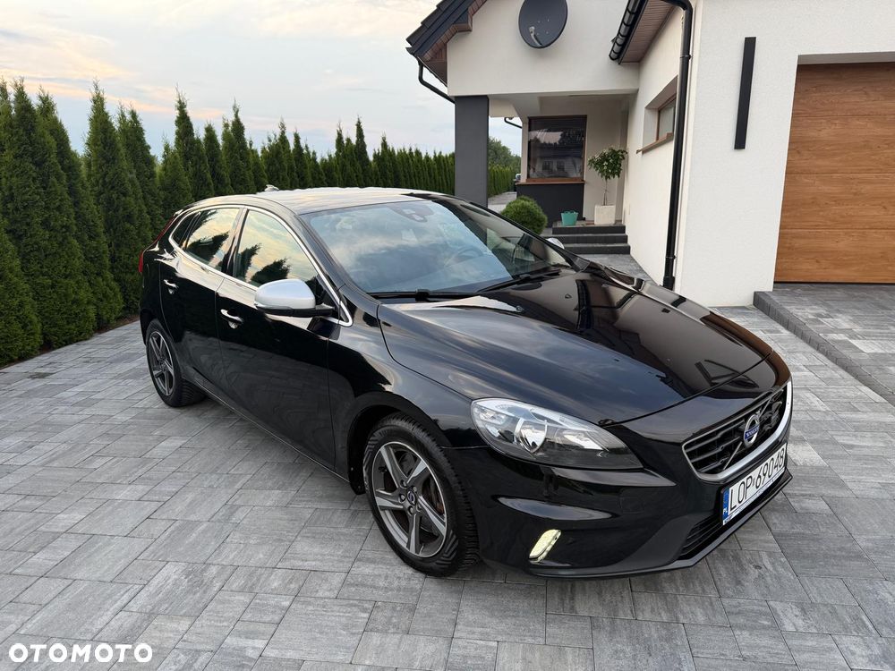 Volvo V40 D4 Drive-E R-Design Summum - 22