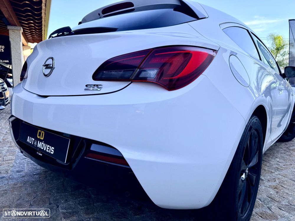 Opel Astra GTC 1.4 T - 17