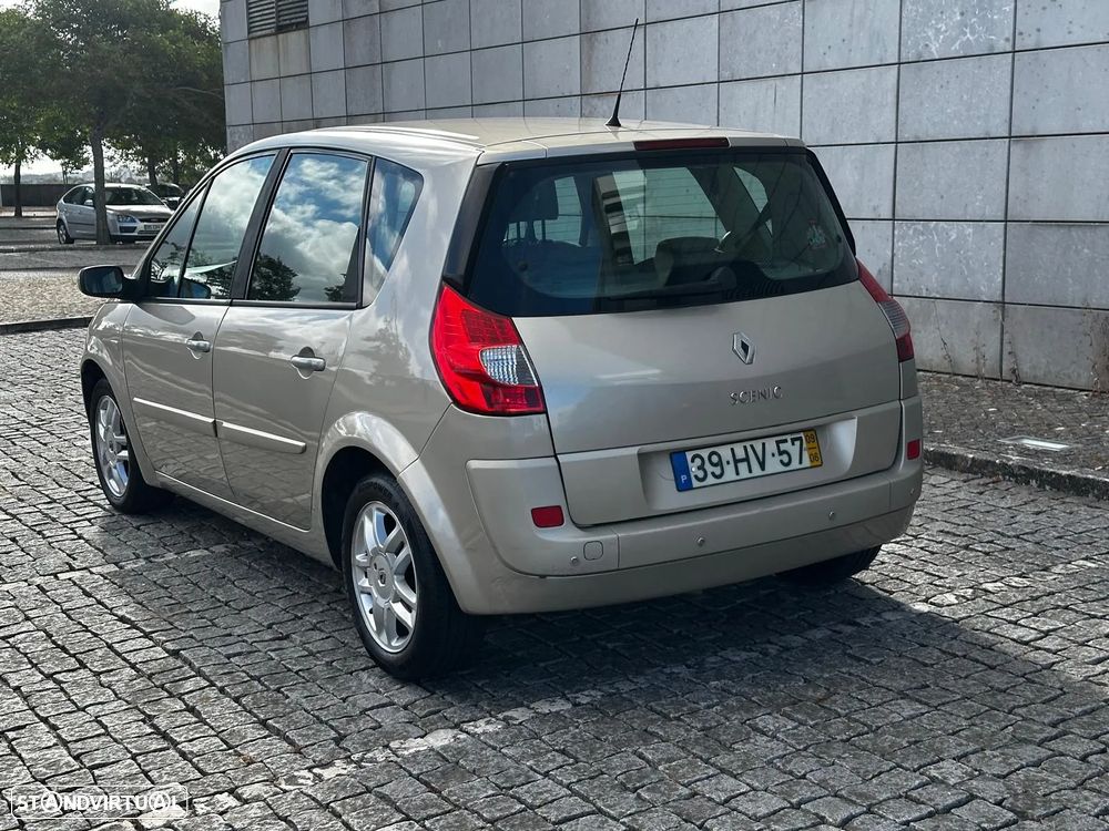Renault Scénic - 5