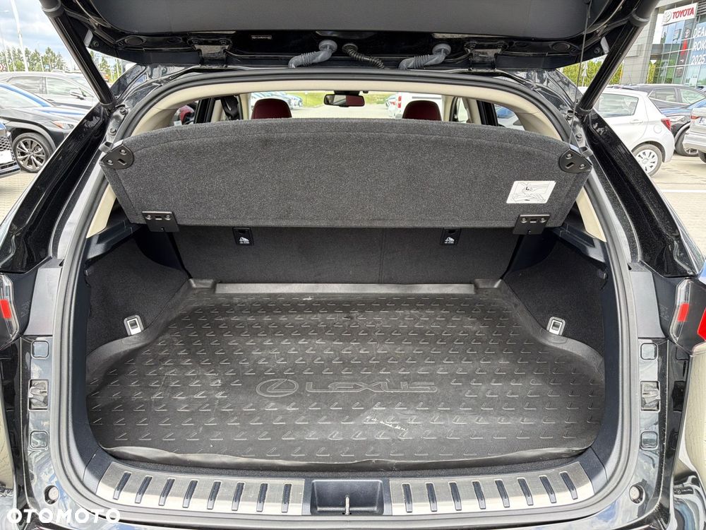 Lexus NX 300h F Impression AWD - 13